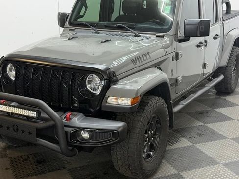 Used 2021 Jeep Gladiator Sport AWD/4WD image 7