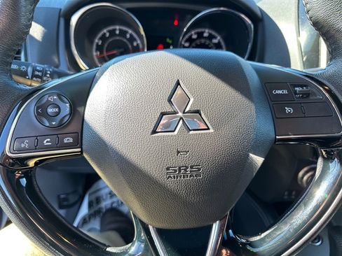 Used 2021 Mitsubishi Outlander Sport SE image 24