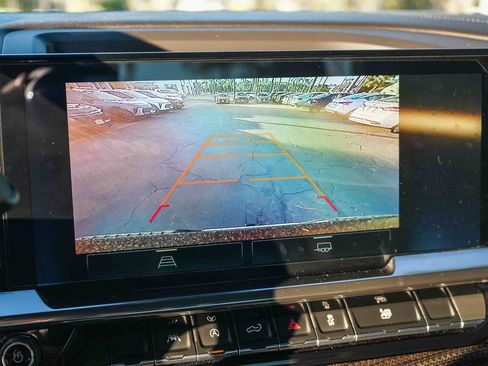 New 2025 Chevrolet Silverado 1500 LT AWD/4WD image 23