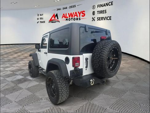 Used 2016 Jeep Wrangler Sport w/ Quick Order Package 24S AWD/4WD image 4