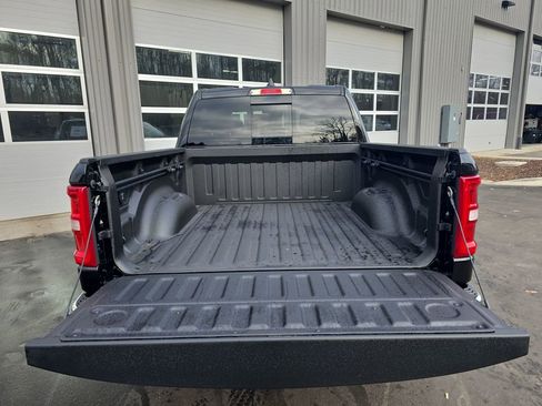 New 2026 RAM 1500 Big Horn AWD/4WD image 13