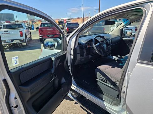 Used 2011 Nissan Titan SV w/ SV Value Truck Pkg AWD/4WD image 19