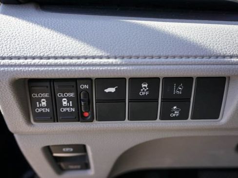 Used 2018 Honda Odyssey EX-L image 9
