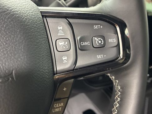 New 2026 RAM 2500 Limited AWD/4WD image 15