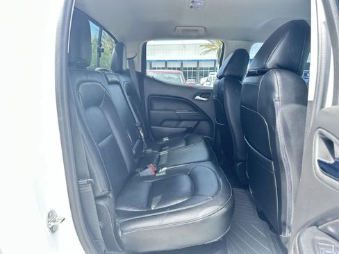 Used 2016 Chevrolet Colorado LT w/ LT Convenience Package RWD image 18