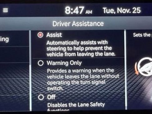 Used 2023 Genesis G70 3.3T w/ Sport Prestige Package image 34