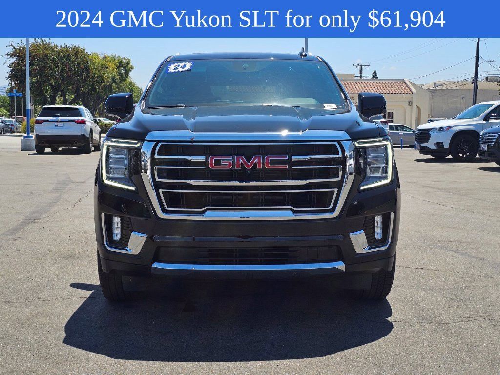 Used 2024 GMC Yukon SLT w/ SLT Premium Package AWD/4WD image 5