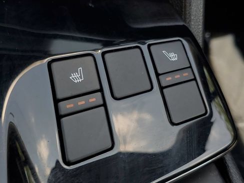 Used 2024 Kia Sportage EX FWD image 18