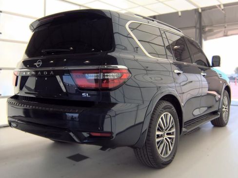 Used 2021 Nissan Armada SL w/ Captain's Chairs Package AWD/4WD image 3