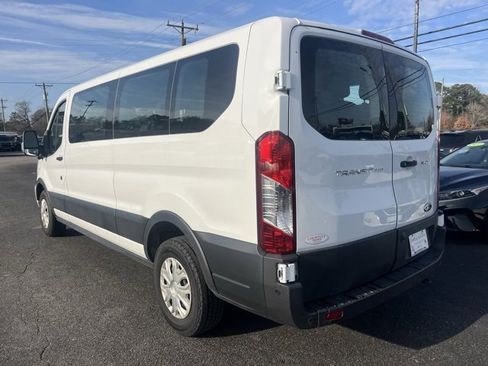Used 2022 Ford Transit 350 XLT image 5