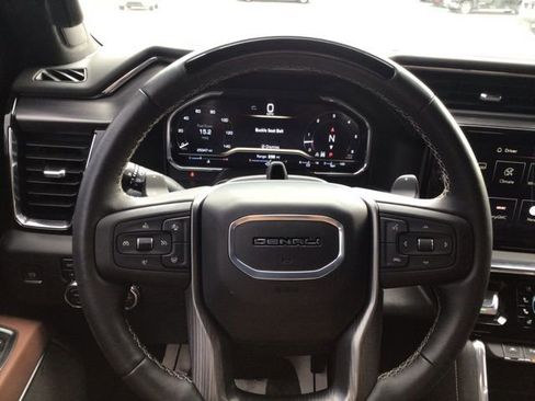 Used 2025 GMC Sierra 1500 Denali Ultimate AWD/4WD image 11