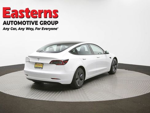 Used 2023 Tesla Model 3 Standard Range image 39