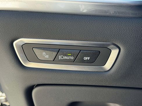 Used 2026 BMW X7 M60i image 57