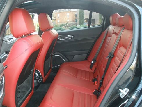 Used 2023 Alfa Romeo Giulia Sprint RWD image 26