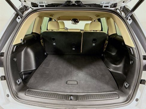 Used 2022 Jeep Grand Cherokee Limited w/ Trailer Tow Prep Group (B) image 18