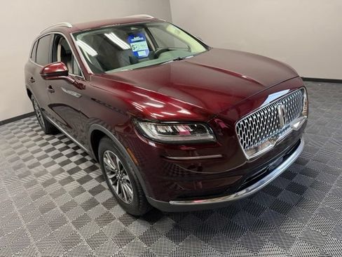 Used 2023 Lincoln Nautilus FWD w/ Premium Package image 2