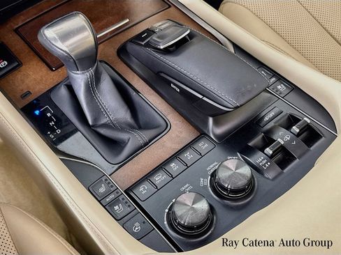 Certified 2021 Lexus LX 570 4WD w/ Luxury Package image 17