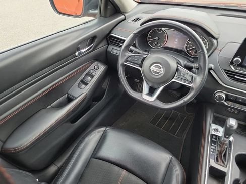 Used 2021 Nissan Altima 2.0 SR FWD image 17