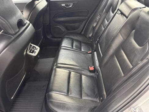 Used 2022 Volvo S60 B5 Inscription AWD/4WD image 14