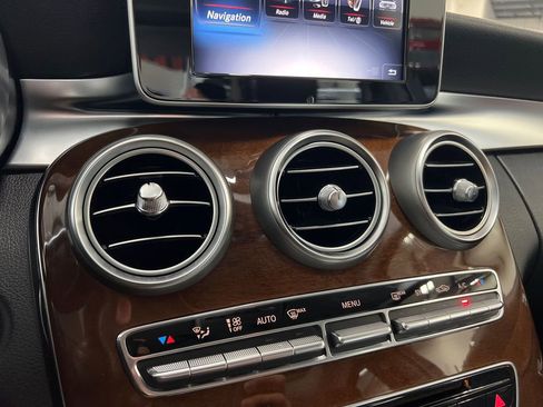 Used 2015 Mercedes-Benz C 300 4MATIC Sedan image 78