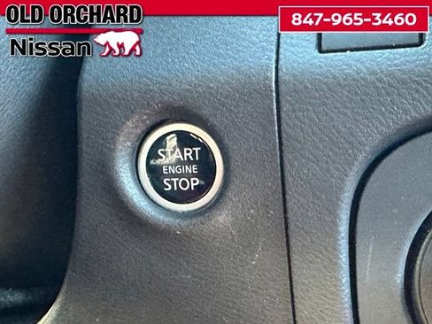 Used 2025 Nissan Frontier PRO-4X w/ Pro Convenience Package AWD/4WD image 16