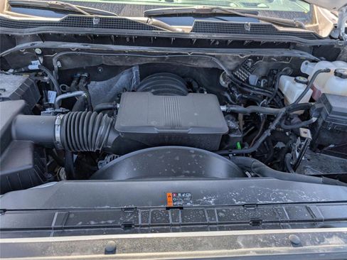 Used 2025 Chevrolet Silverado 2500 Custom w/ Custom Value Package image 43