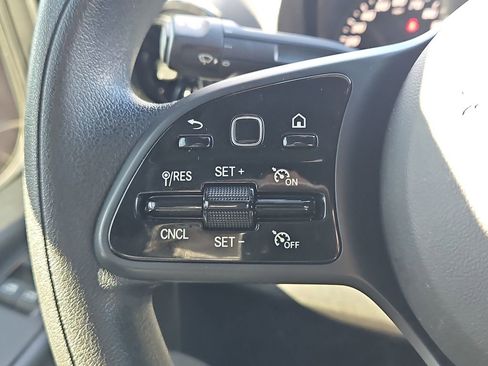 Used 2021 Mercedes-Benz Sprinter 2500 image 28