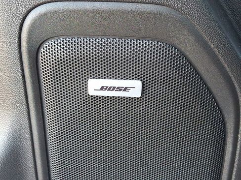 Used 2020 Chevrolet Silverado 1500 High Country image 23