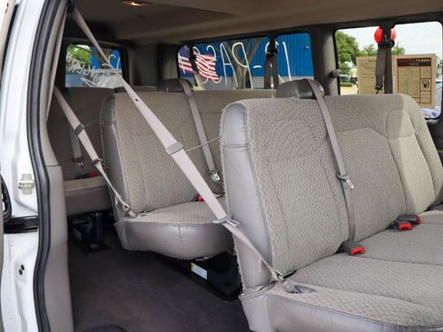 Used 2024 Chevrolet Express 3500 LT w/ LT Preferred Equipment Group RWD image 12