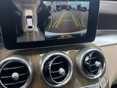 Used 2018 Mercedes-Benz GLC 300 4MATIC Coupe image 2