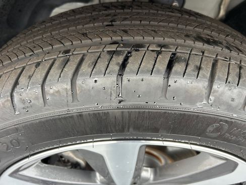 Used 2025 Honda Pilot Touring image 28