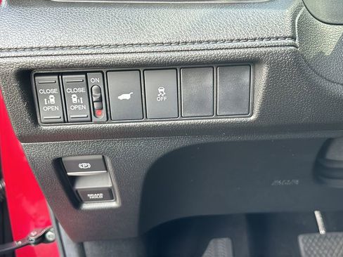 Used 2025 Honda Odyssey Sport-L image 15