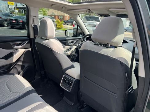 Used 2024 Subaru Forester Premium AWD/4WD image 28