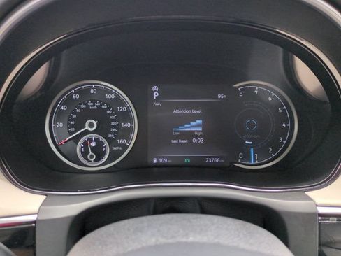 Used 2022 Genesis GV70 3.5T Sport w/ Sport Advanced Package AWD/4WD image 26