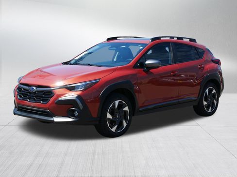 Used 2024 Subaru Crosstrek 2.5i Limited AWD/4WD image 3
