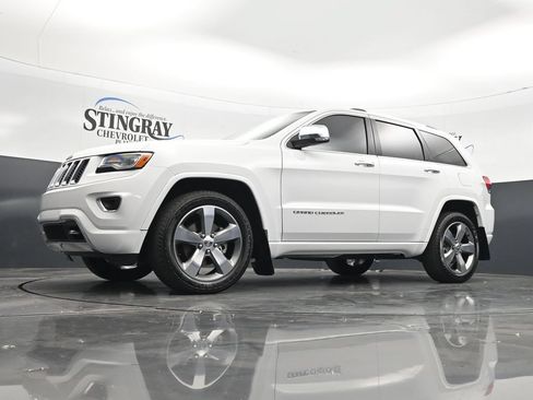 Used 2015 Jeep Grand Cherokee Overland RWD image 28