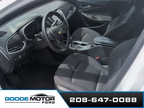 Used 2024 Chevrolet Malibu LT FWD image 5