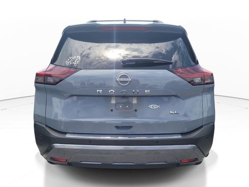 Used 2023 Nissan Rogue SL FWD image 6