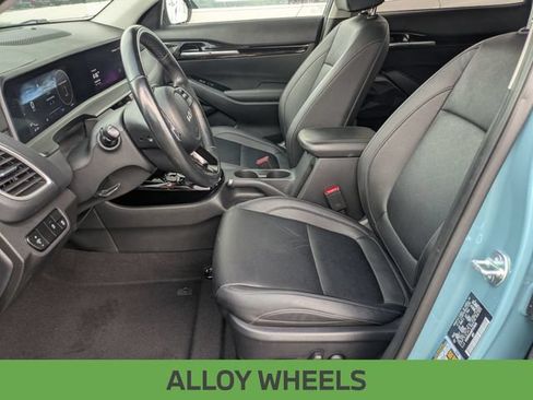 Used 2024 Kia Seltos EX FWD image 13