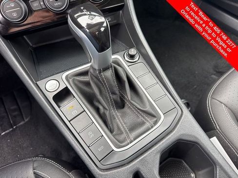 Used 2024 Volkswagen Jetta SE image 28