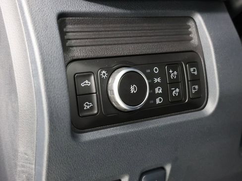 Used 2026 Ford F350 Lariat AWD/4WD image 26