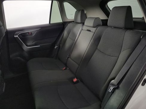 Used 2024 Toyota RAV4 LE AWD/4WD image 17