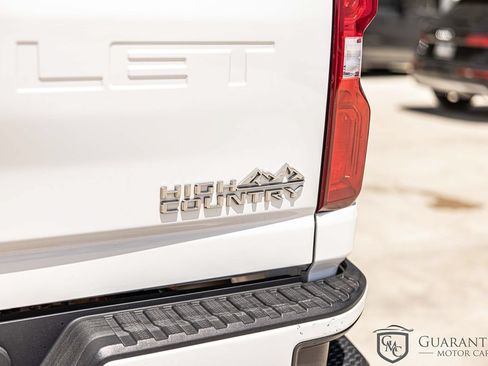 Used 2020 Chevrolet Silverado 3500 High Country AWD/4WD image 12