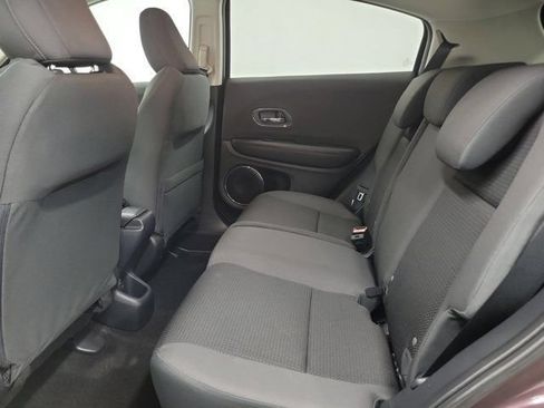 Used 2022 Honda HR-V EX image 12