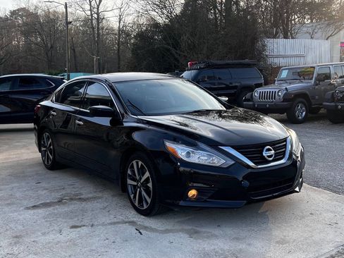 Used 2017 Nissan Altima 2.5 SR image 7