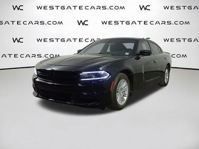 Used 2020 Dodge Charger SXT w/ Blacktop Package