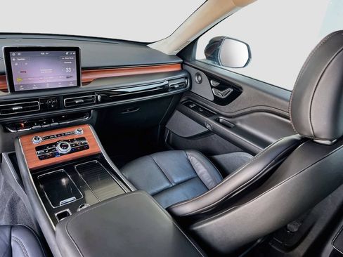 Used 2023 Lincoln Aviator Reserve w/ Equipment Group 201A AWD/4WD image 24
