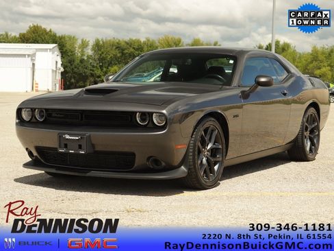 Used 2023 Dodge Challenger R/T w/ Blacktop Package image 3