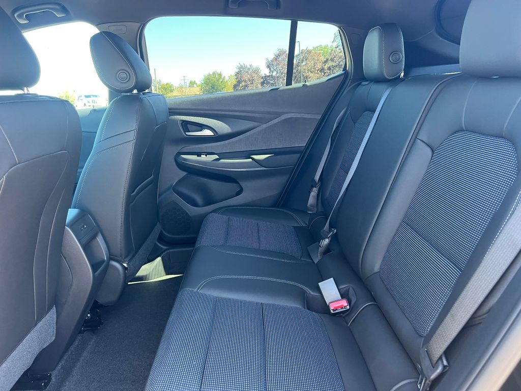 New 2026 Buick Envista Preferred w/ Convenience I Package FWD image 4