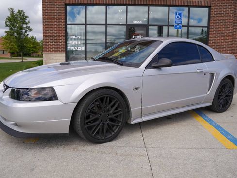 Used 2000 Ford Mustang GT image 2